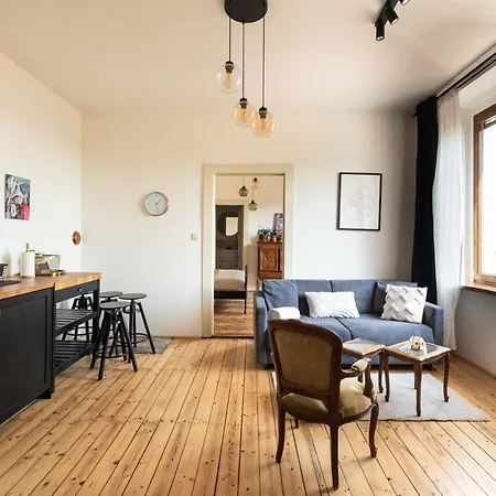 Romantic In The Centre Apartment