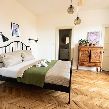 Romantic In The Centre Apartamento