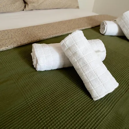 Romantic In The Centre